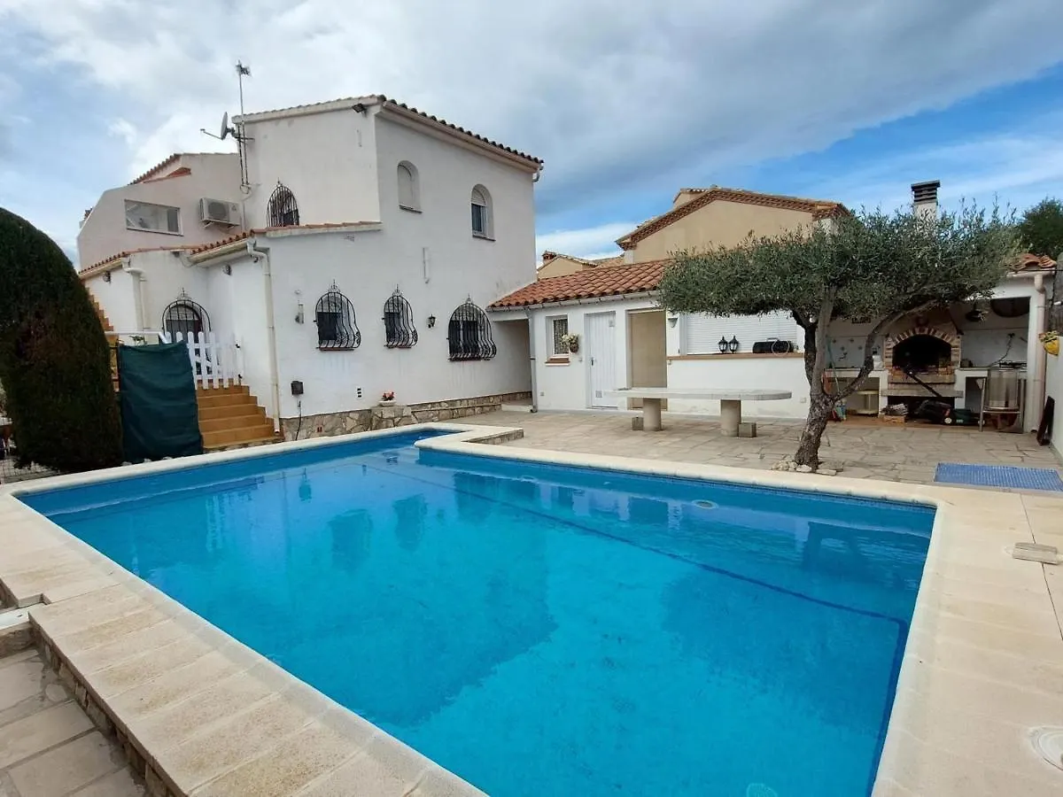 Villa En Bord De Mer Avec Piscine Privee Et Jardin A L'Ametlla De Mar, Costa Dorada - Es-221-1